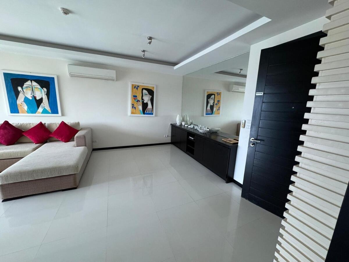 Modern 2-Bedroom Condo In Kamala Near The Beach Ngoại thất bức ảnh